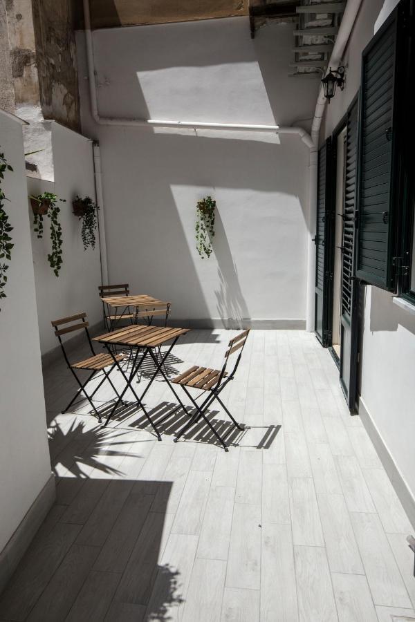 Garden House: Apartments And Rooms For Holidays Palermo Kültér fotó