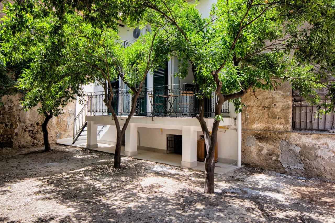 Garden House: Apartments And Rooms For Holidays Palermo Kültér fotó