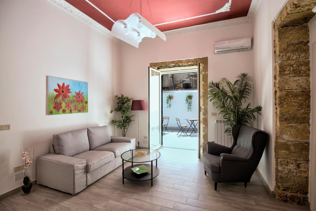 Garden House: Apartments And Rooms For Holidays Palermo Kültér fotó
