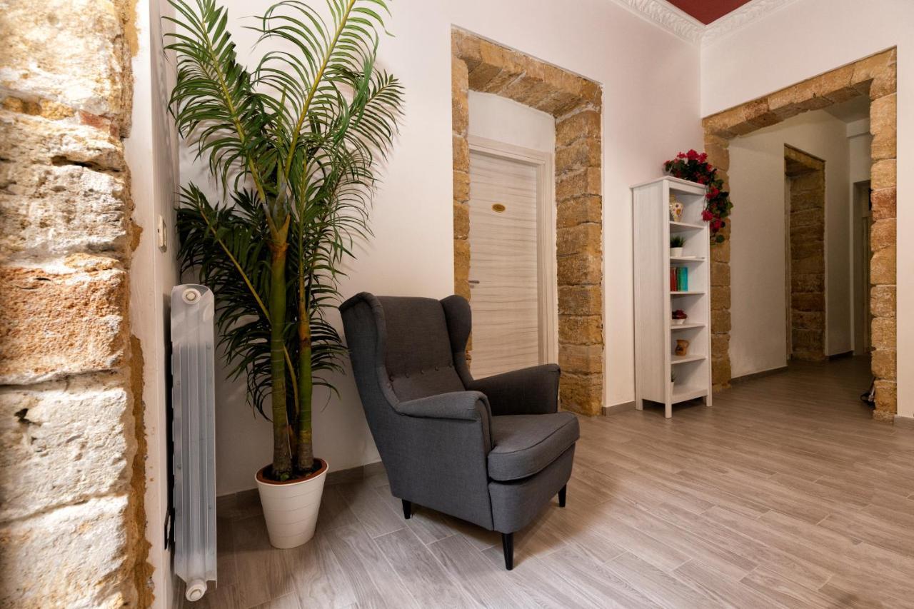 Garden House: Apartments And Rooms For Holidays Palermo Kültér fotó