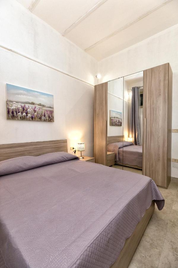 Garden House: Apartments And Rooms For Holidays Palermo Kültér fotó