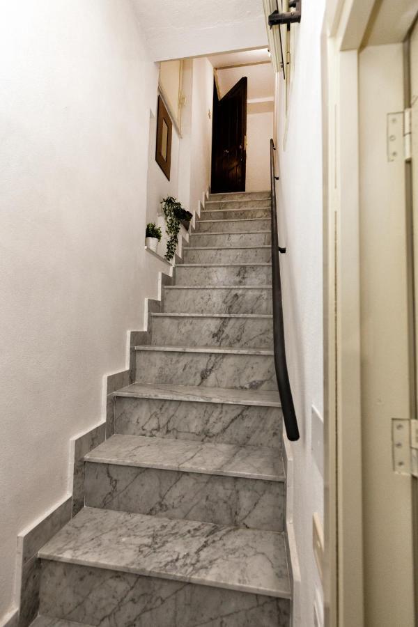 Garden House: Apartments And Rooms For Holidays Palermo Kültér fotó