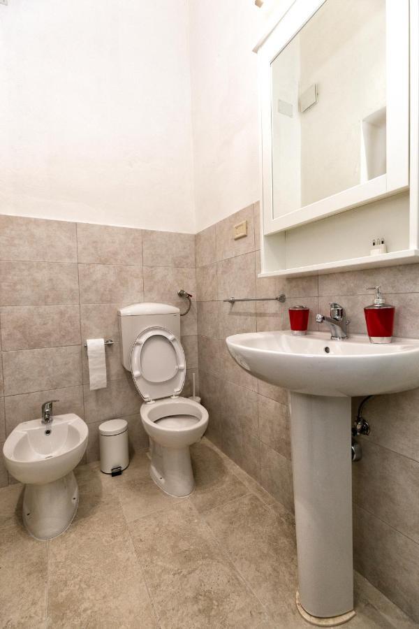 Garden House: Apartments And Rooms For Holidays Palermo Kültér fotó